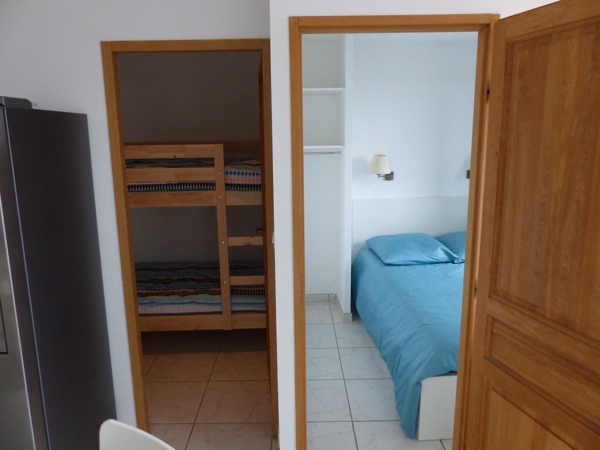 Appartement Face A La Mer La Croix-Valmer Buitenkant foto