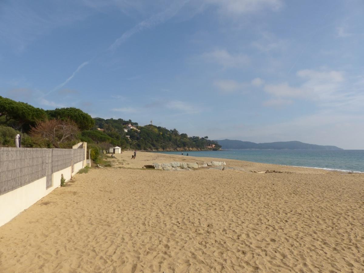 Appartement Face A La Mer La Croix-Valmer Buitenkant foto